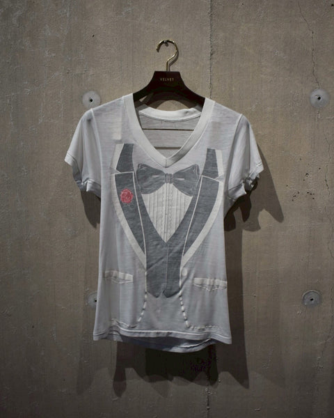 Vintage 1980s Vneck Tuxedo Trompe-l'oeil Print T-shirt