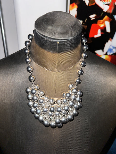 Vintage A Lot Of Silver Ball Necklace